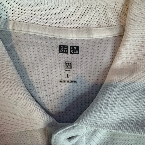 Uniqlo Men's Classic White Polo Shirt - Picture 3 of 4